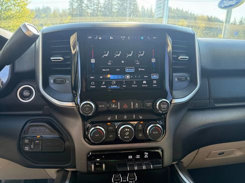 Used 2022 RAM 2500 Big Horn w/ Safety Group B AWD/4WD image 22