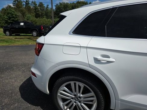 Used 2018 Audi Q5 2.0T Premium Plus w/ Premium Plus Package AWD/4WD image 31