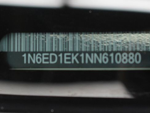 Used 2022 Nissan Frontier SV image 33