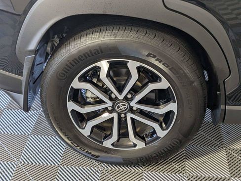 Used 2024 Toyota Corolla Cross AWD Hybrid image 10