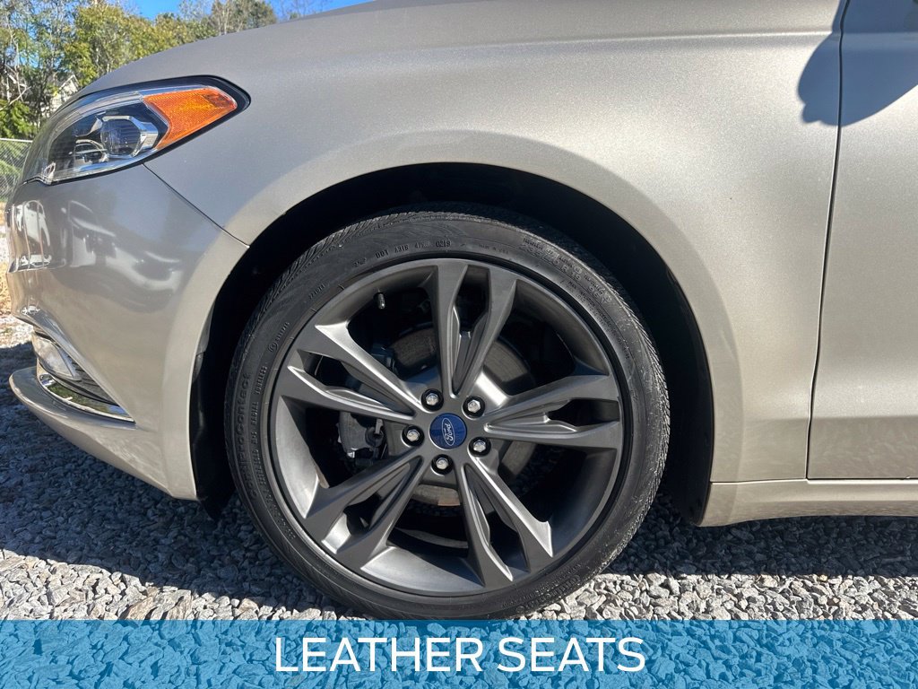 Used 2017 Ford Fusion Titanium FWD image 18