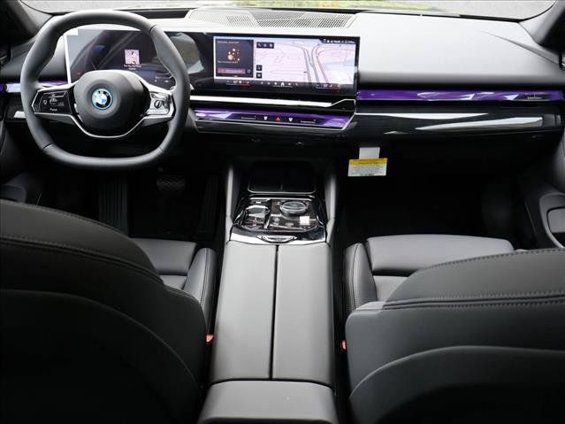 Used 2026 BMW i5 eDrive40 AWD/4WD image 16