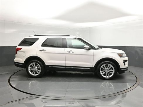 Used 2018 Ford Explorer Limited w/ Equipment Group 301A image 26