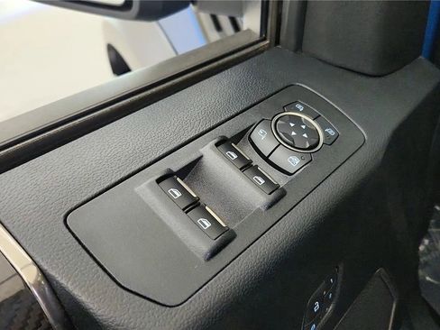 Used 2019 Ford F150 Raptor w/ Equipment Group 802A Luxury image 30