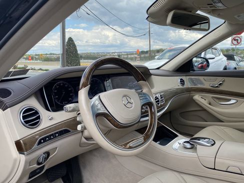 Used 2015 Mercedes-Benz S 550 4MATIC Sedan image 11