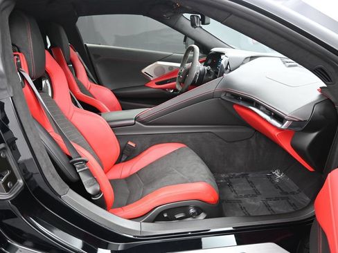 Used 2023 Chevrolet Corvette Stingray Premium Cpe w/ Z51 Performance Package RWD image 25