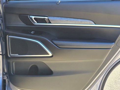 Used 2022 Kia Telluride SX image 7