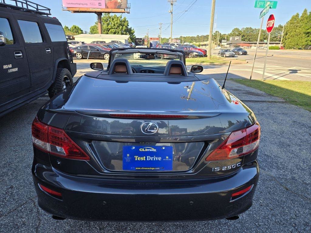 Used 2011 Lexus IS 250C w/ Luxury Pkg RWD image 16