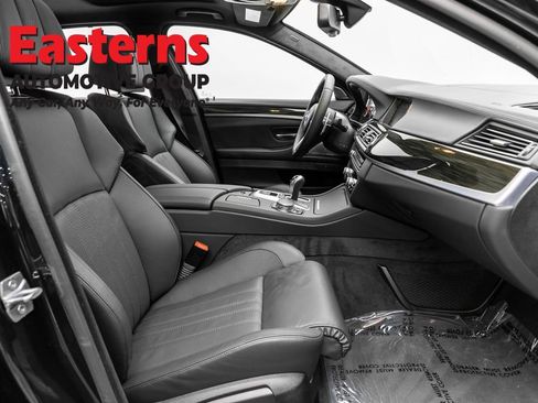 Used 2015 BMW M5 image 95