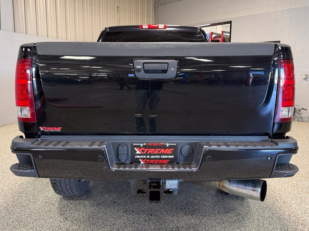 Used 2011 GMC Sierra 2500 SLT w/ SLT Convenience Package AWD/4WD image 5