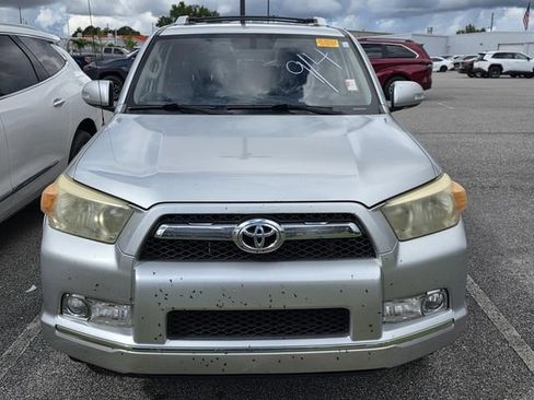 Used 2011 Toyota 4Runner SR5 w/ Convenience Pkg RWD image 2