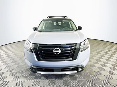 New 2025 Nissan Pathfinder Platinum