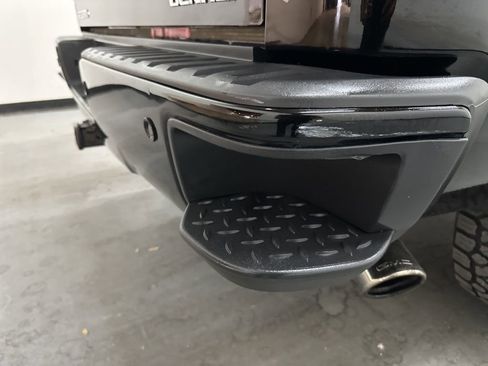 Used 2018 GMC Sierra 1500 Denali image 12