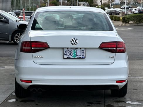 Used 2018 Volkswagen Jetta S FWD image 4
