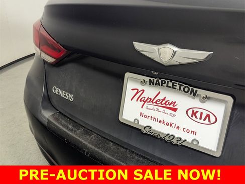 Used 2015 Hyundai Genesis 3.8 w/ Option Group 02 image 8