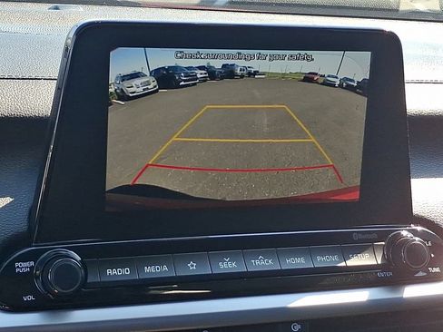 Used 2020 Kia Forte LXS FWD image 22