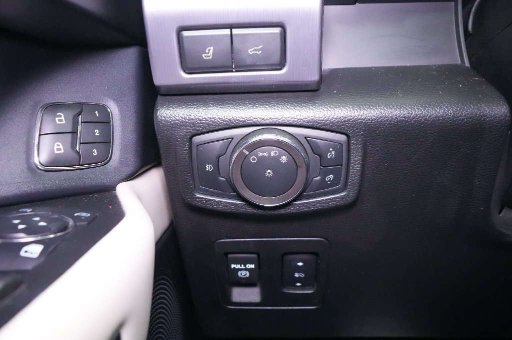 Used 2020 Ford Expedition Platinum AWD/4WD image 45