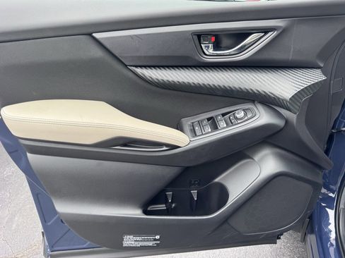 Used 2024 Subaru Ascent Premium w/ Convenience Package image 20