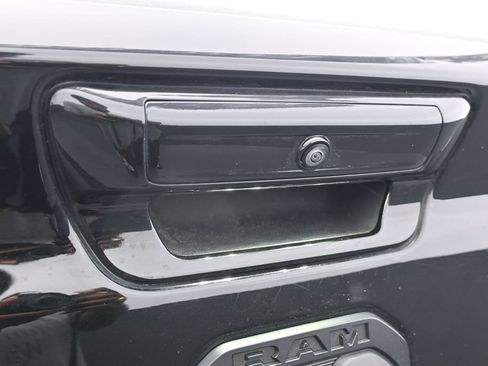 Used 2023 RAM 1500 Laramie RWD image 32