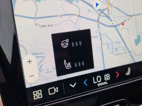 Certified 2024 Volvo XC90 B6 Plus w/ Protection Package Premier image 23