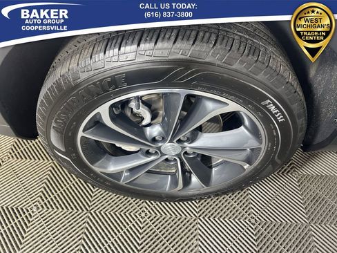 Used 2023 Buick Encore GX Select w/ Safety Package II image 32