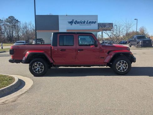 New 2026 Jeep Gladiator Sport AWD/4WD image 6