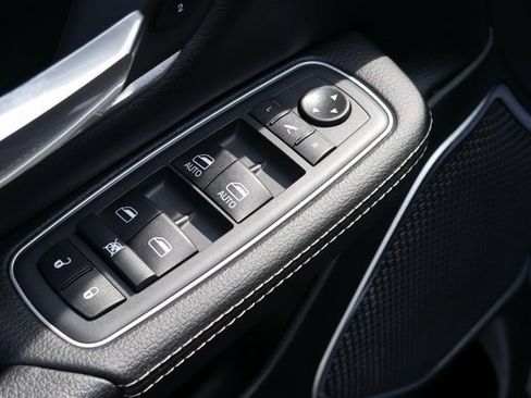 Used 2021 RAM 1500 Laramie image 14