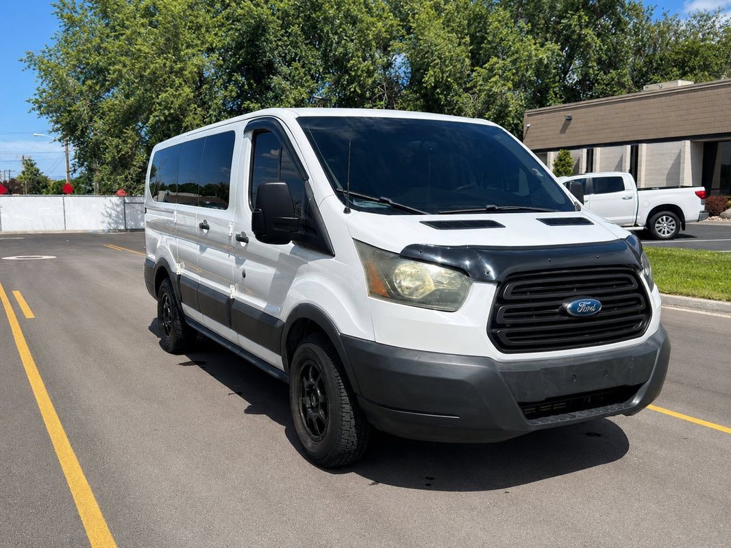Used 2015 Ford Transit 150 XL RWD image 7