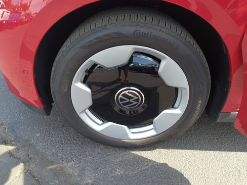 New 2025 Volkswagen ID. Buzz Pro S Plus image 25