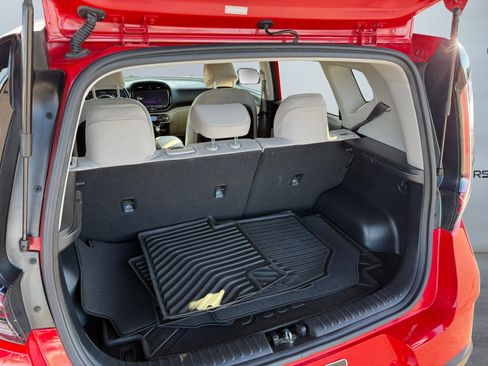 Used 2023 Kia Soul EX image 14