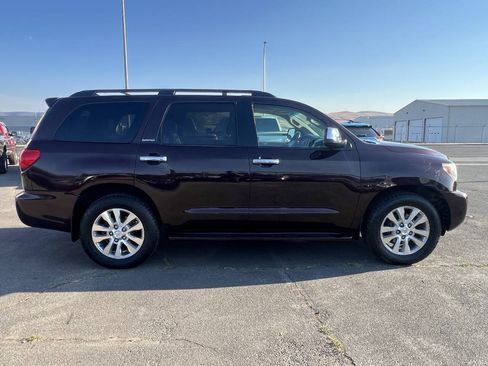 Used 2012 Toyota Sequoia Limited AWD/4WD image 5