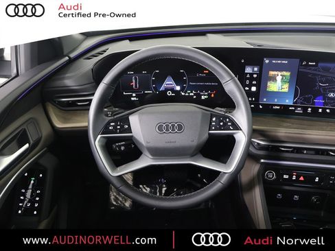 Certified 2025 Audi Q5 Premium w/ Convenience Package AWD/4WD image 31