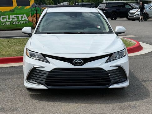 Used 2023 Toyota Camry LE FWD image 2