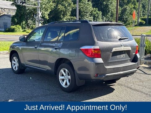 Used 2010 Toyota Highlander 4WD w/ Extra Value Pkg 2 image 5