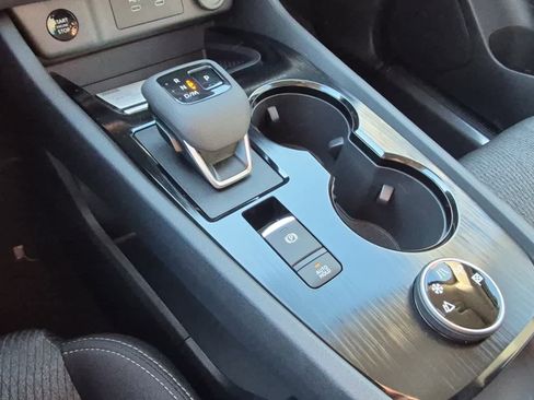 New 2026 Nissan Rogue SV w/ Cold Weather Package AWD/4WD image 12