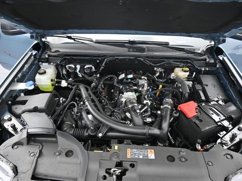 New 2025 Ford Ranger XLT w/ Equipment Group 301A High image 38