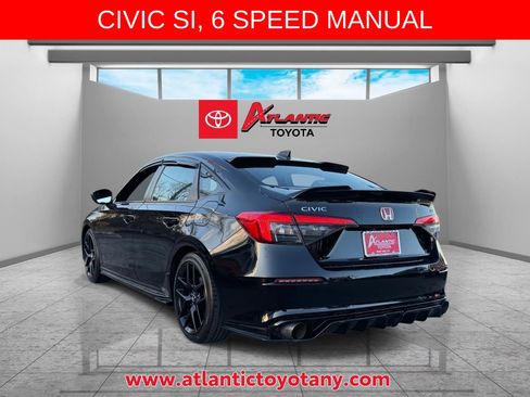 Used 2023 Honda Civic Si image 4