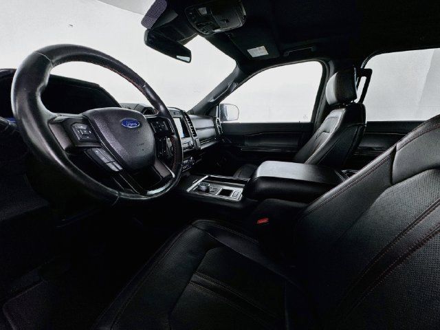 Used 2019 Ford Expedition Limited w/ Equipment Group 303A RWD image 17