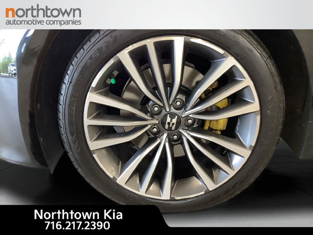Used 2019 Kia Stinger AWD/4WD image 26