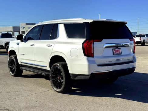 Used 2021 GMC Yukon SLT w/ SLT Premium Package image 9