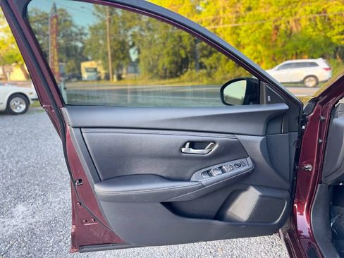 Used 2024 Nissan Sentra SV image 8