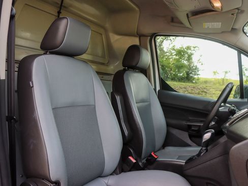 Used 2016 Ford Transit Connect XL FWD image 14