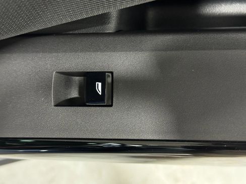 New 2026 BMW X3 xDrive30 w/ M Sport Package image 22