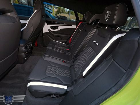 Used 2023 Lamborghini Urus S AWD/4WD image 18