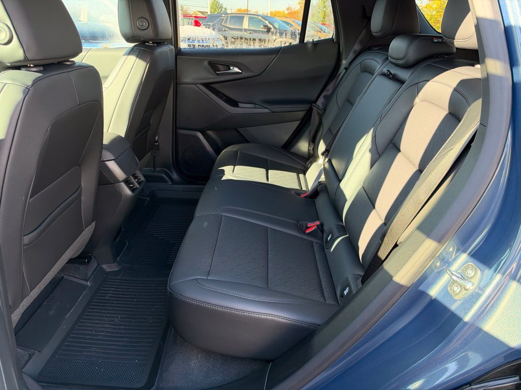New 2027 Chevrolet Equinox LT w/ Convenience Package II AWD/4WD image 37