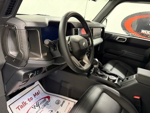 New 2025 Ford Bronco Badlands image 12