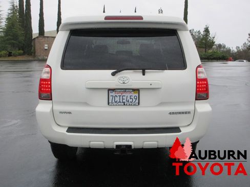Used 2008 Toyota 4Runner Limited image 7