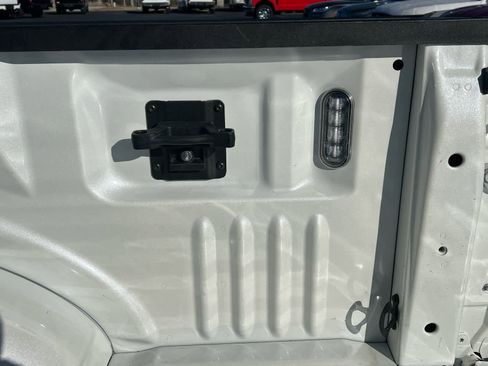 Used 2021 Ford F150 Lariat image 10