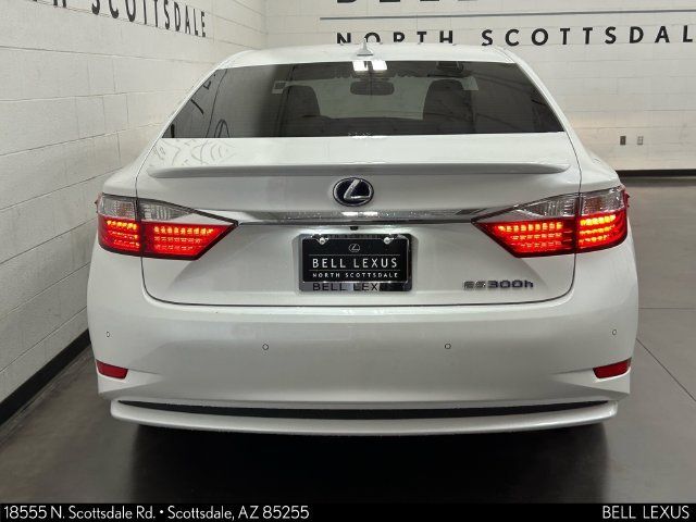 Used 2014 Lexus ES 300h w/ Premium Package w/Bamboo Trim FWD image 6