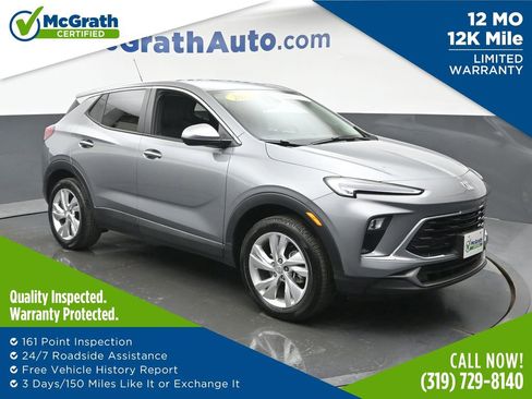 Used 2025 Buick Encore GX Preferred AWD/4WD image 1